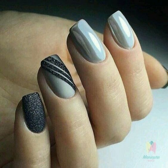 20 idées d'ongles gris que vous allez adorer 10 20 idées d'ongles gris que vous allez adorer 10