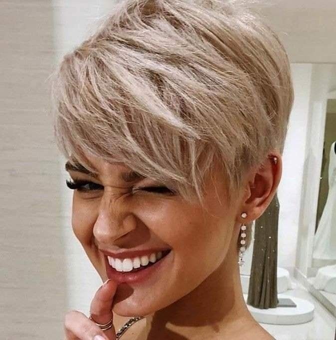 Les 33 plus belles coupes de cheveux courtes de fée pour femmes 25
