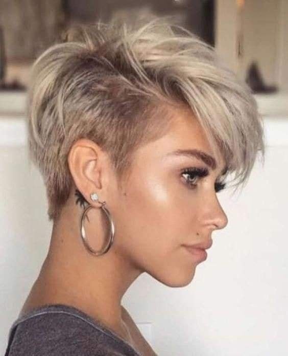 Les 33 plus belles coupes de cheveux courtes de fée pour femmes 32