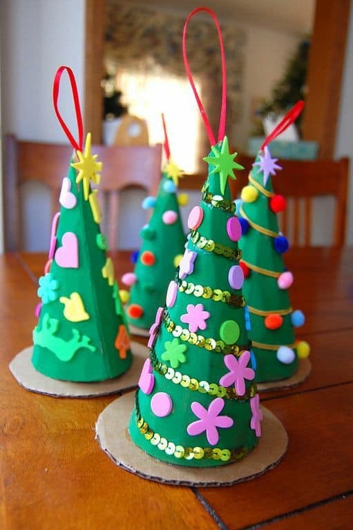 13 activités manuelles de Noël faciles pour les enfants 1 13 activités manuelles de Noël faciles pour les enfants 1
