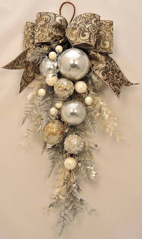 34 belles décorations de Noël pour votre porte 18 34 belles décorations de Noël pour votre porte 18