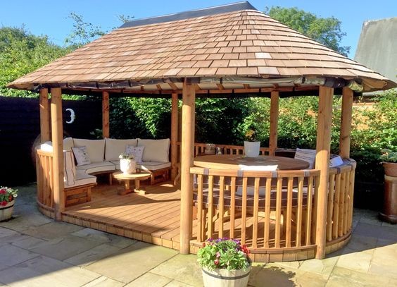 16 idées de gazebo en bambou et bois 5