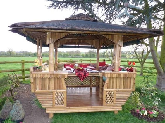 16 idées de gazebo en bambou et bois 10