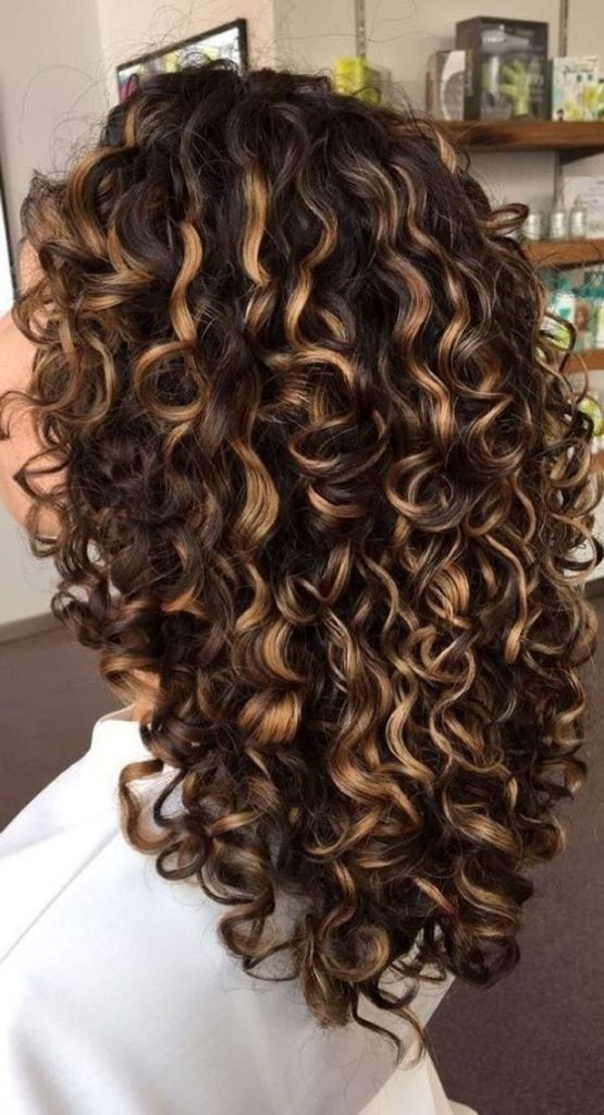 48 Balayages blonds miel pour vous inspirer 48 48 Balayages blonds miel pour vous inspirer 48