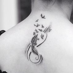 47 Tatouages nuque à la fois discrets et sensuels 17 47 Tatouages nuque à la fois discrets et sensuels 17