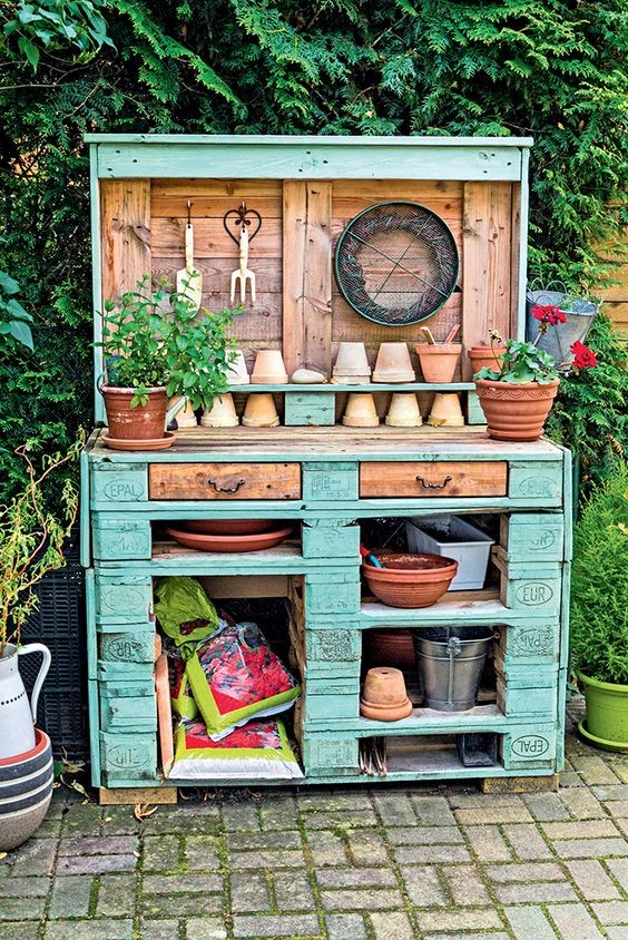 43 meubles en palettes simples à faire pour le jardin 7 43 meubles en palettes simples à faire pour le jardin 7