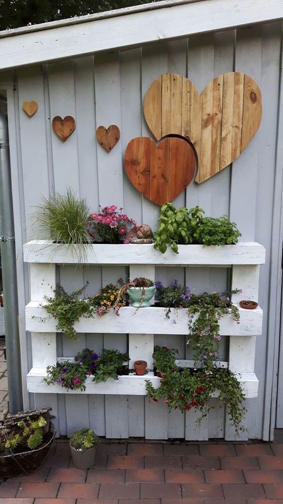 37 idées simples à faire avec des palettes 23 37 idées simples à faire avec des palettes 23