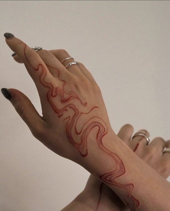 Les 44 plus beaux tatouages minimalistes pour s'inspirer 8 Les 44 plus beaux tatouages minimalistes pour s'inspirer 8