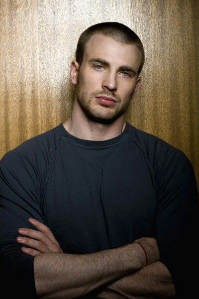 22 styles de Buzz-Cuts à connaître avant de vous raser la tête 13