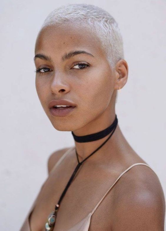 22 styles de Buzz-Cuts à connaître avant de vous raser la tête 16