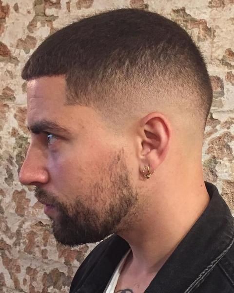 22 styles de Buzz-Cuts à connaître avant de vous raser la tête 19