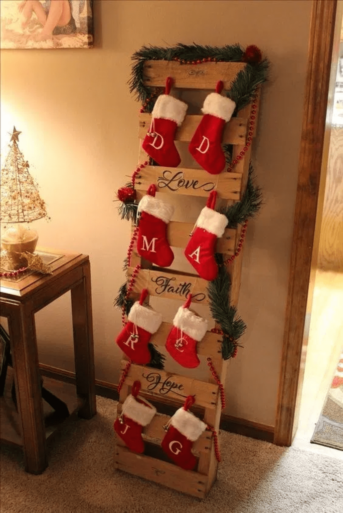 100 idées GÉNIALES pour décorer la maison à Noël 73
