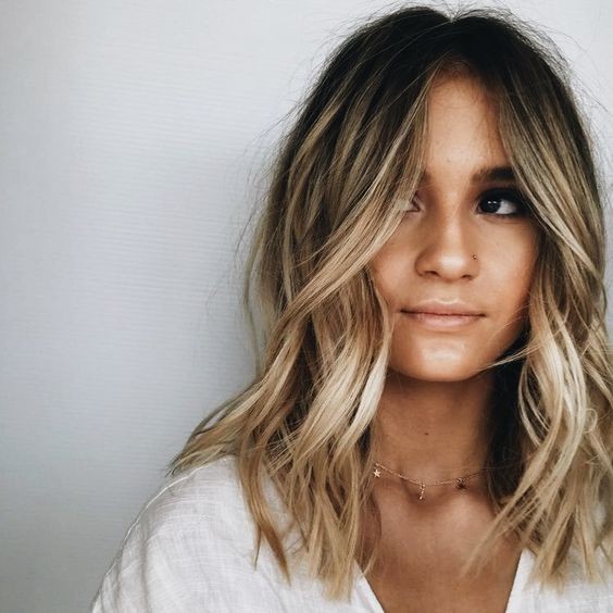 50 nuances de balayages blonds : miel, californien et cendré 18 50 nuances de balayages blonds : miel, californien et cendré 18