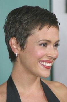 19 idées de coupes très courtes pour femme 4 19 idées de coupes très courtes pour femme 4
