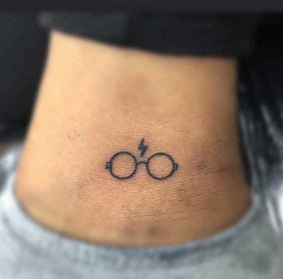 25 tatouages minimalistes à la fois élégants et discrets 1