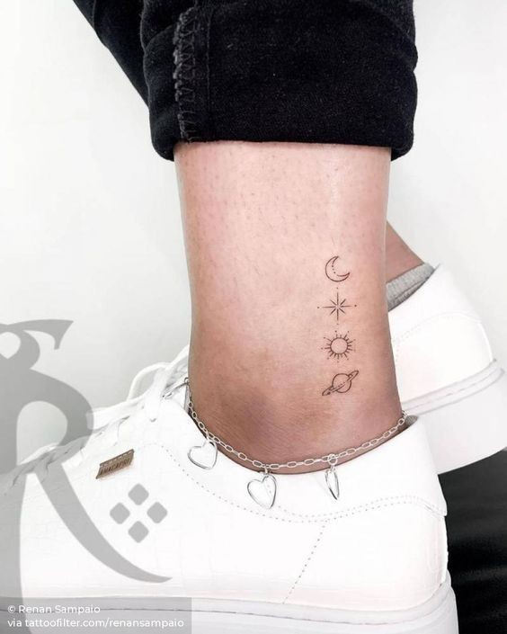 25 tatouages minimalistes à la fois élégants et discrets 1
