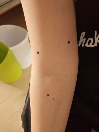 25 tatouages minimalistes à la fois élégants et discrets 1
