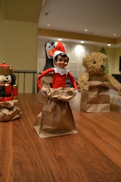 31 idées de bêtises de lutin pour vous aider à tenir le coup jusqu'à Noël 1 31 idées de bêtises de lutin pour vous aider à tenir le coup jusqu'à Noël 1