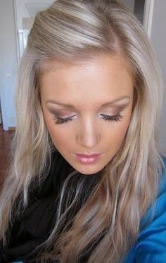 50 nuances de balayages blonds : miel, californien et cendré 40 50 nuances de balayages blonds : miel, californien et cendré 40