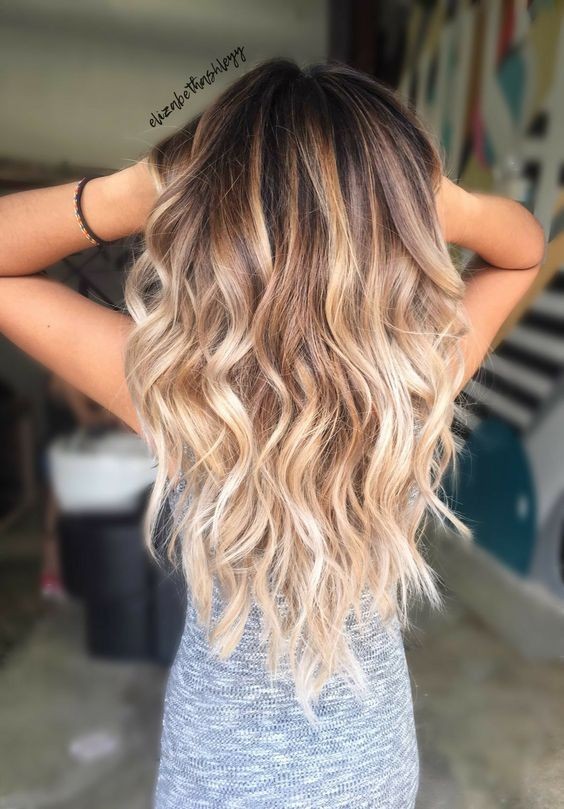 50 nuances de balayages blonds : miel, californien et cendré 4 50 nuances de balayages blonds : miel, californien et cendré 4