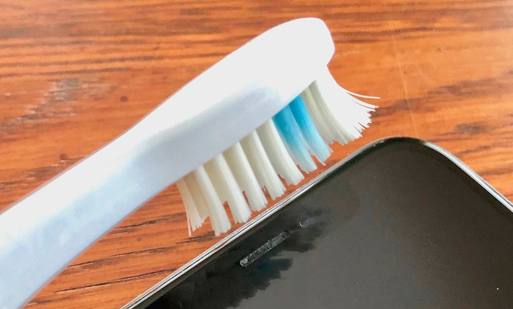 4 Astuces ultimes pour nettoyer le haut-parleur de votre téléphone et améliorer le son 1 4 Astuces ultimes pour nettoyer le haut-parleur de votre téléphone et améliorer le son 1