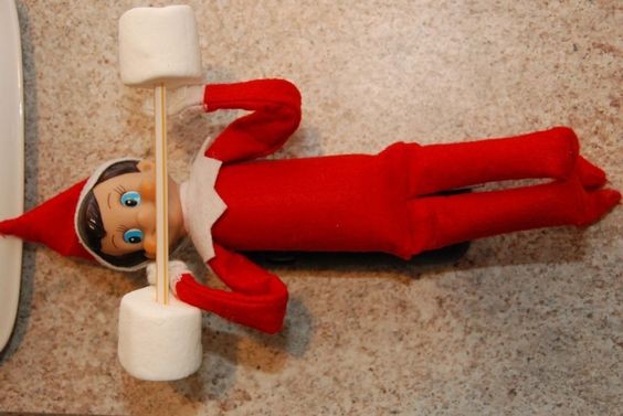 40 mises en scènes de bêtises d'elfes de Noël 4
