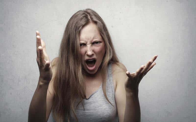 6 Astuces pour imposer le respect face à une personne agressive 2