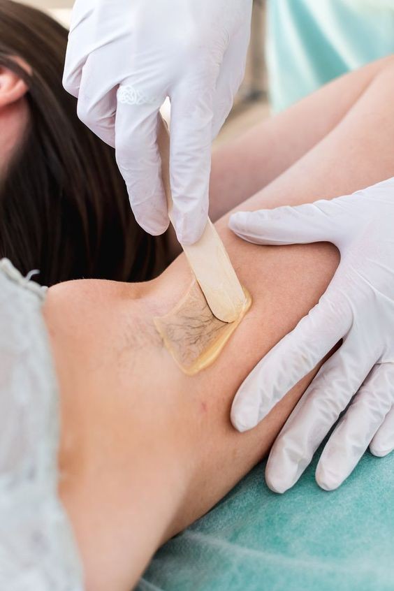 8 conseils pour une épilation à la cire sans douleur 2