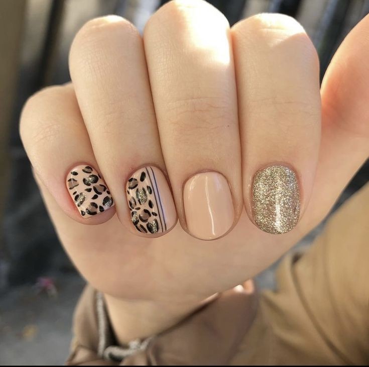60 couleurs d'ongles en gel pour s'inspirer 42 60 couleurs d'ongles en gel pour s'inspirer 42