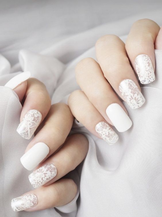 60 couleurs d'ongles en gel pour s'inspirer 59 60 couleurs d'ongles en gel pour s'inspirer 59