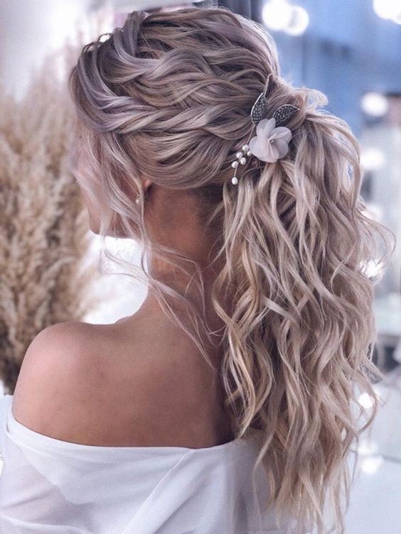 11 Coiffures de mariage pour cheveux mi-longs 4 11 Coiffures de mariage pour cheveux mi-longs 4