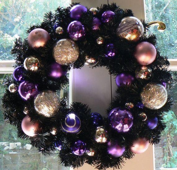 19 Décorations de Noël dans les tons violets 12 19 Décorations de Noël dans les tons violets 12