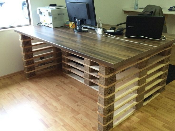 17 idées de bureaux en palettes pour votre espace de travail 1 17 idées de bureaux en palettes pour votre espace de travail 1