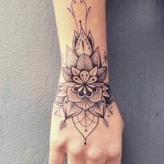 30 beaux tatouages ???mandala de bras pour femme 2 30 beaux tatouages ???mandala de bras pour femme 2