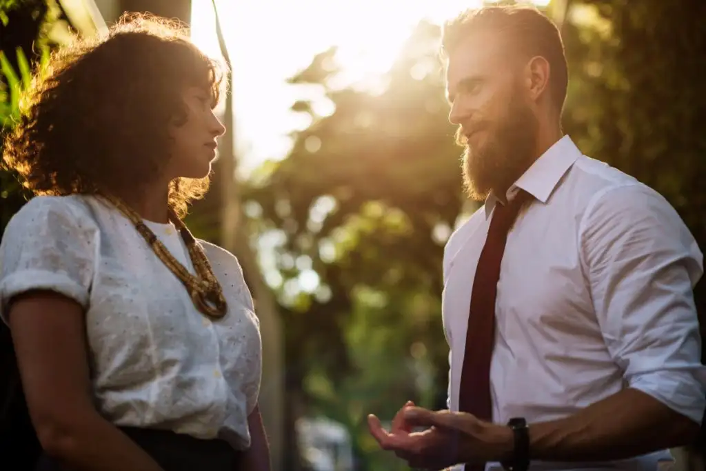 3 Exemples de comportements d'un homme amoureux qui a peur 2 3 Exemples de comportements d'un homme amoureux qui a peur 2