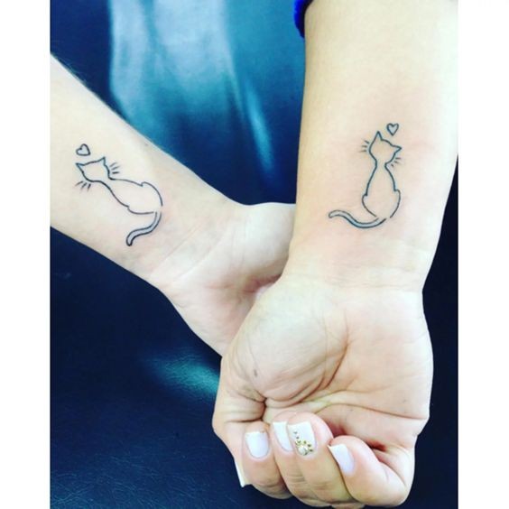 33 petits tatouages meilleures amies pour célébrer ce lien spécial 6 33 petits tatouages meilleures amies pour célébrer ce lien spécial 6