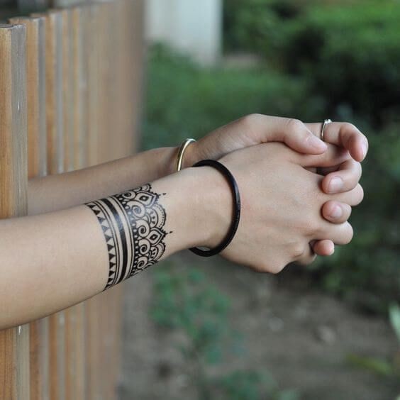 34 top idées de tatouages maori avant-bras 14