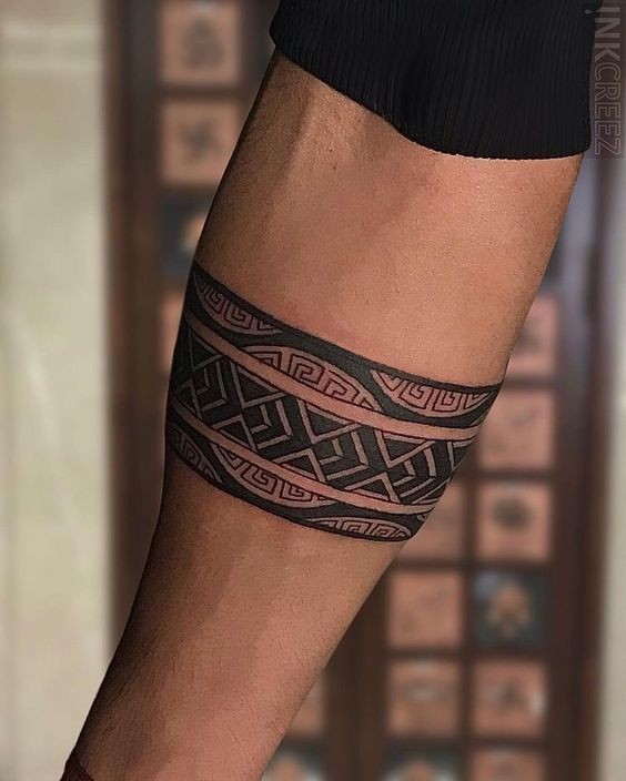 34 top idées de tatouages maori avant-bras 32