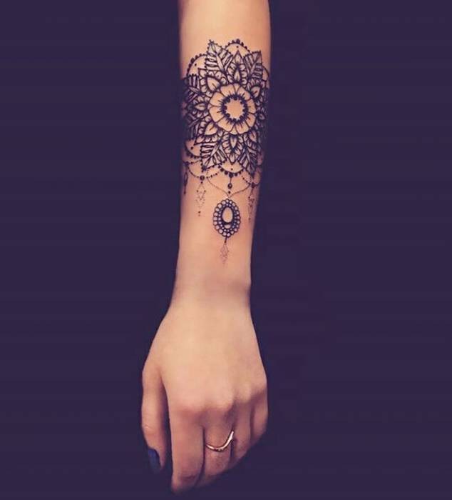 30 beaux tatouages ???mandala de bras pour femme 4 30 beaux tatouages ???mandala de bras pour femme 4