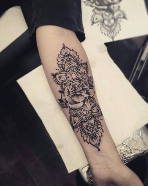 30 beaux tatouages ???mandala de bras pour femme 7 30 beaux tatouages ???mandala de bras pour femme 7
