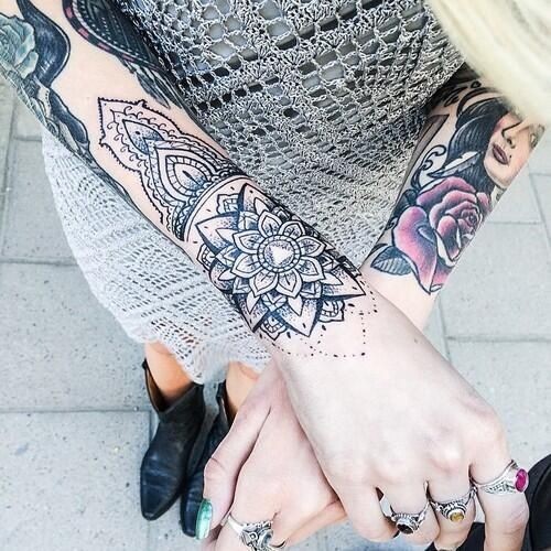 30 beaux tatouages ???mandala de bras pour femme 8 30 beaux tatouages ???mandala de bras pour femme 8