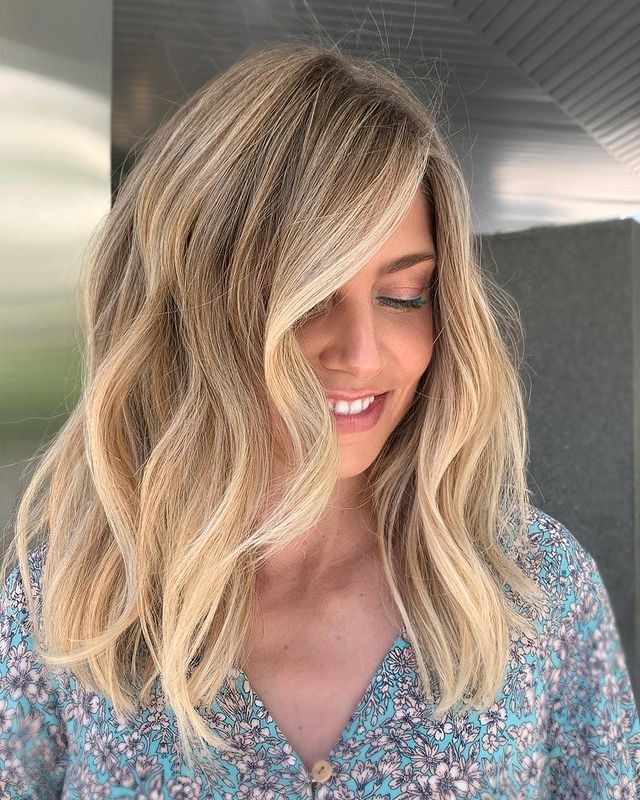 Balayage Blond : 38 Idées Qui Rendent une Femme Irrésistible 25 Balayage Blond : 38 Idées Qui Rendent une Femme Irrésistible 25