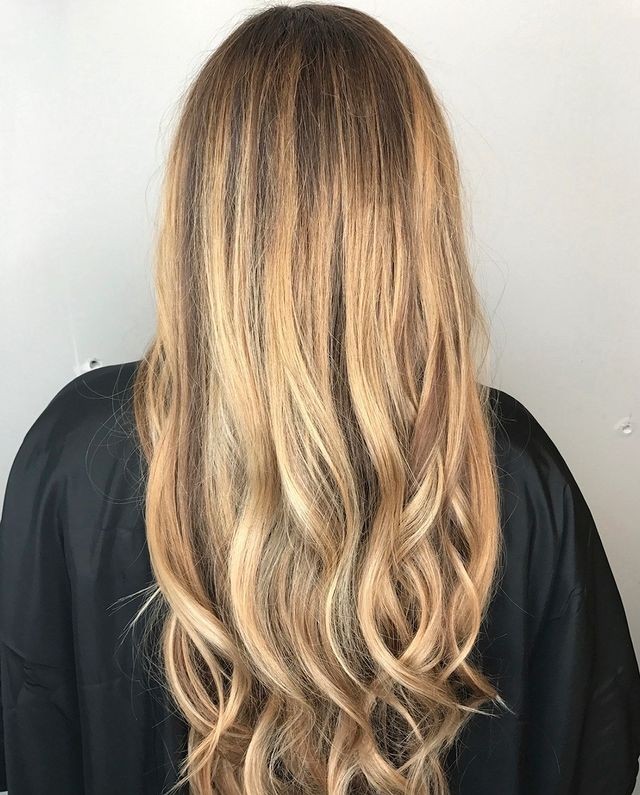 Balayage Blond : 38 Idées Qui Rendent une Femme Irrésistible 35 Balayage Blond : 38 Idées Qui Rendent une Femme Irrésistible 35