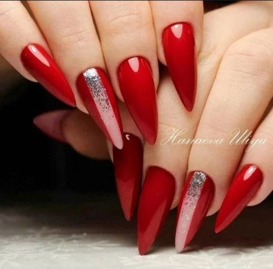 23 façons de porter le rouge sur vos ongles 2 23 façons de porter le rouge sur vos ongles 2