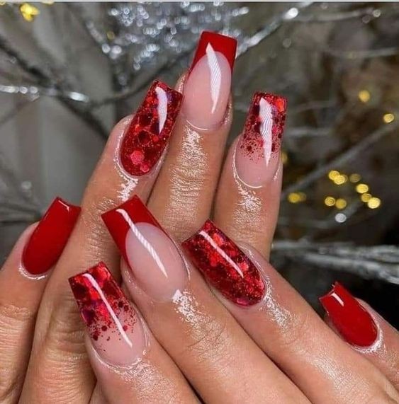 23 façons de porter le rouge sur vos ongles 11 23 façons de porter le rouge sur vos ongles 11