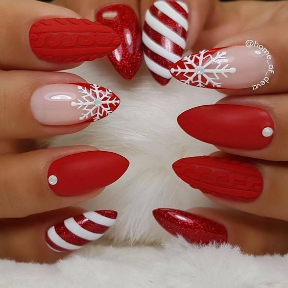 23 façons de porter le rouge sur vos ongles 12 23 façons de porter le rouge sur vos ongles 12