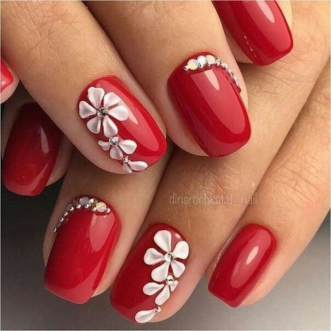 23 façons de porter le rouge sur vos ongles 19 23 façons de porter le rouge sur vos ongles 19