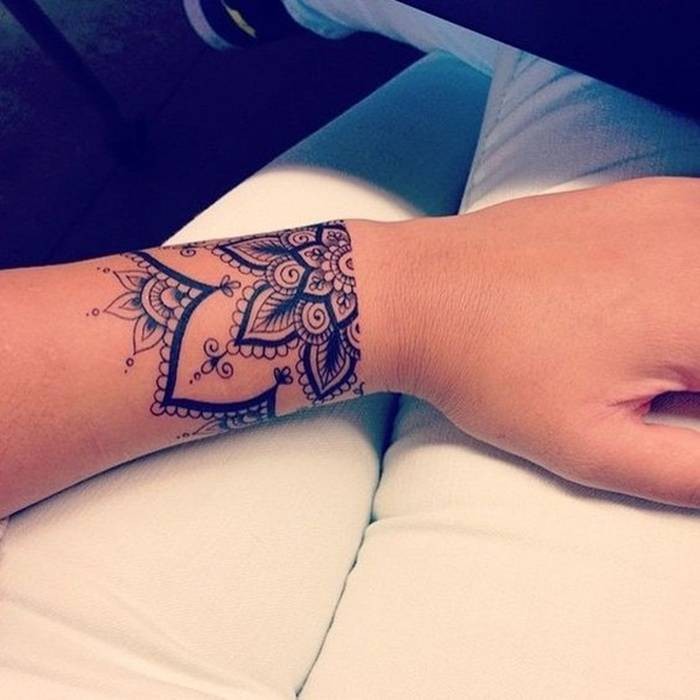 30 beaux tatouages ???mandala de bras pour femme 1 30 beaux tatouages ???mandala de bras pour femme 1