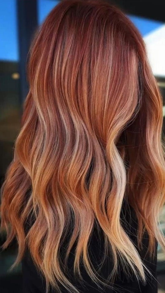 13 Couleurs de cheveux cuivrées avec mèches blondes 1 13 Couleurs de cheveux cuivrées avec mèches blondes 1