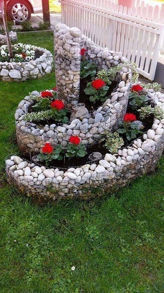 22 idées pour créer un parterre de fleurs rond 15